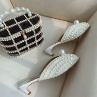 2024 summer new Korean princess low -heeled sandals sweet pearl fish mouth Fashionable one -footed slippers female