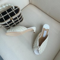 2024 summer new Korean princess low -heeled sandals sweet pearl fish mouth Fashionable one -footed slippers female